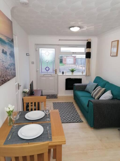 Entire Cosy Bungalow Close To Beach Heacham Extérieur photo